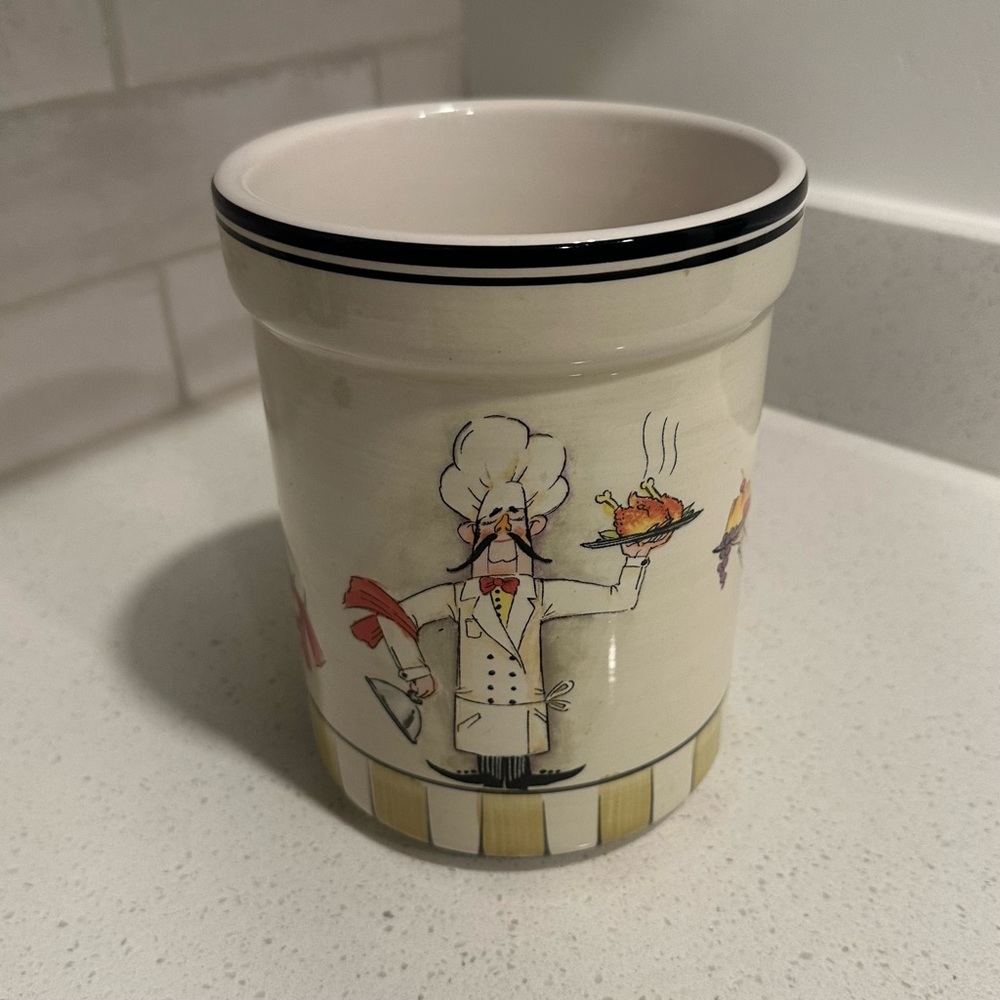 Chef Design Ceramic Utensil Holder - Picture 4 of 4